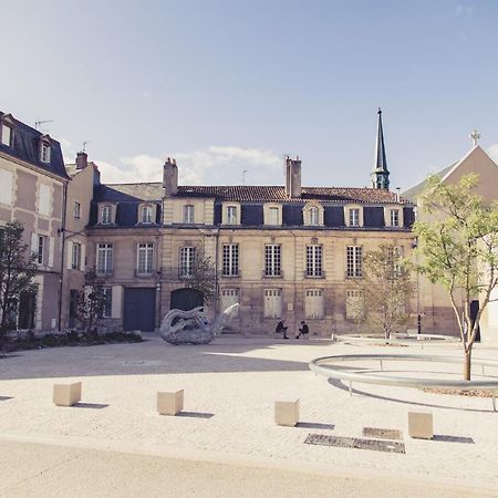 La Maison De La Liberte Suite Jeanne Barret Poitiers Ngoại thất bức ảnh