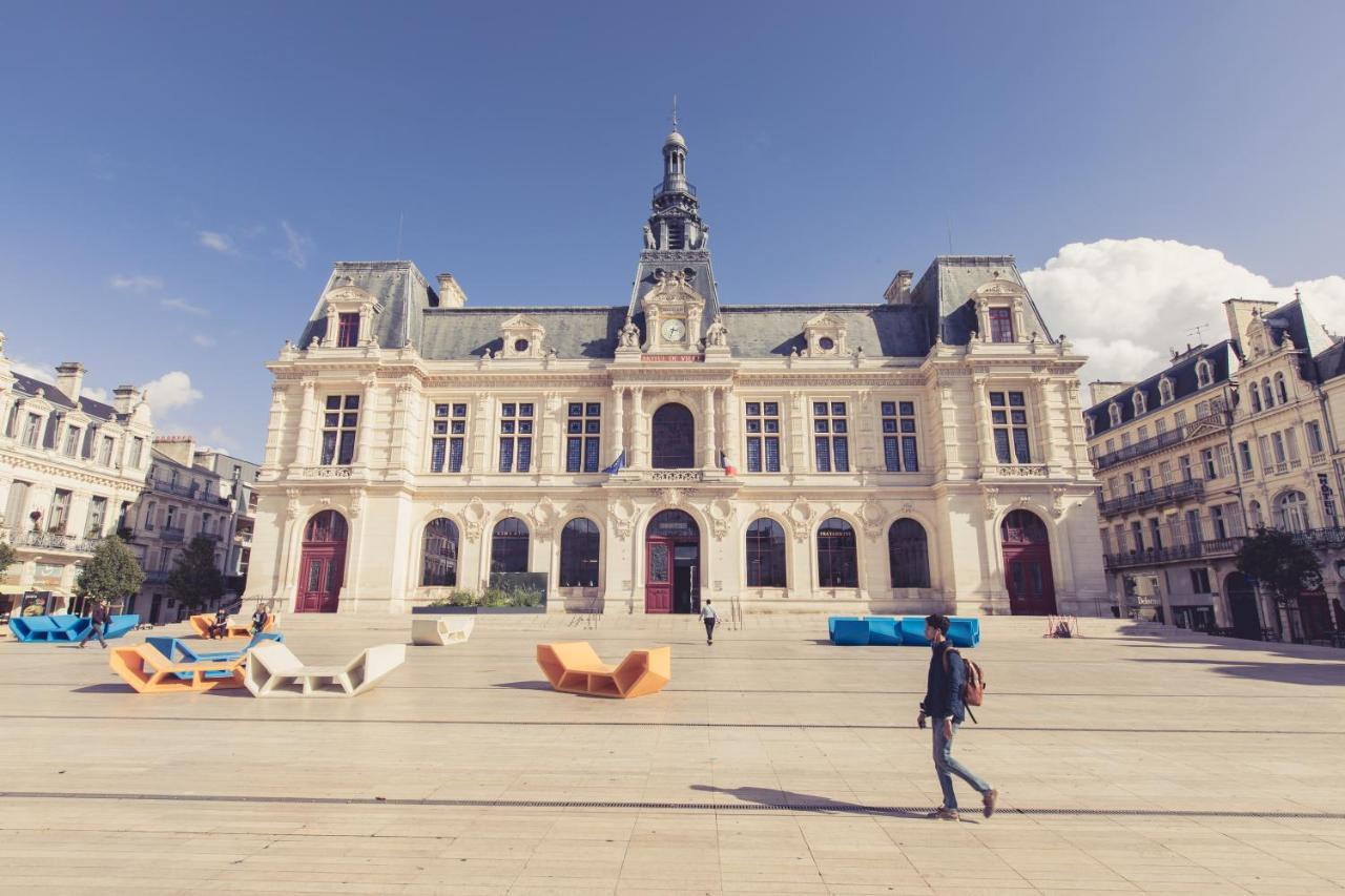 La Maison De La Liberte Suite Jeanne Barret Poitiers Ngoại thất bức ảnh